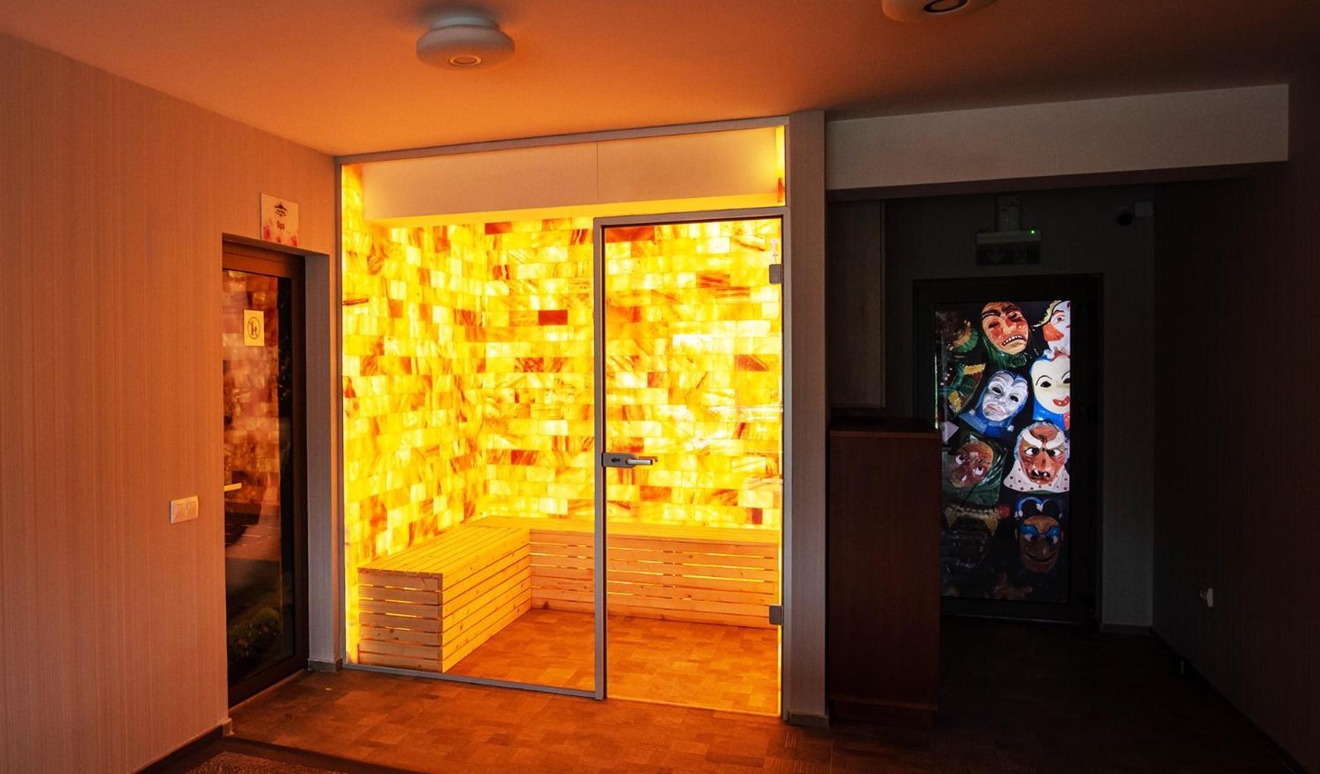 Hotel Roser House Boutique - Pe Malul Lacului Colibiţa Buitenkant foto