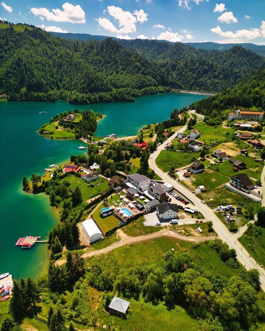 Hotel Roser House Boutique - Pe Malul Lacului Colibiţa Buitenkant foto