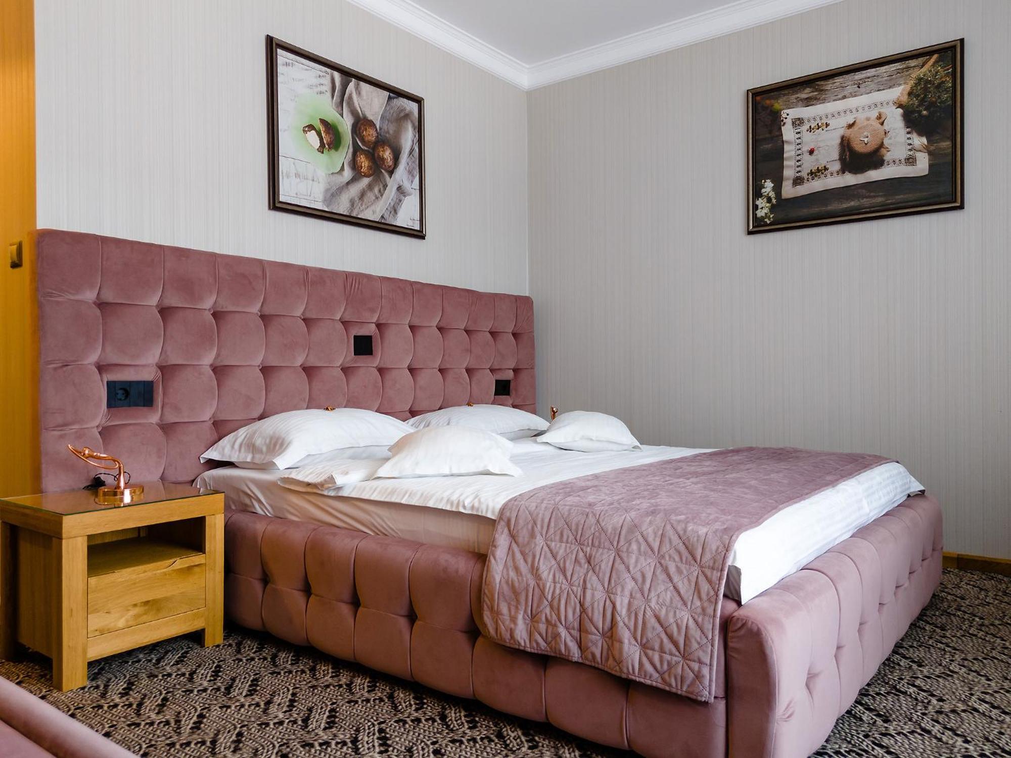 Hotel Roser House Boutique - Pe Malul Lacului Colibiţa Buitenkant foto