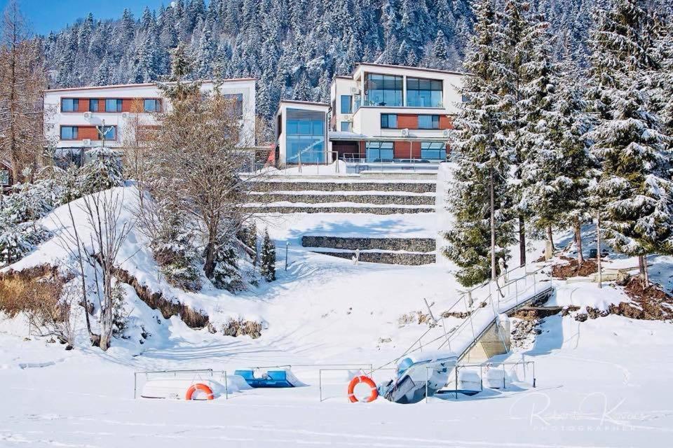 Hotel Roser House Boutique - Pe Malul Lacului Colibiţa Buitenkant foto